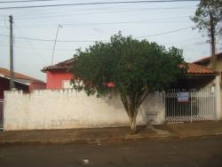 #680 - Casa para Venda em Piraju - SP - 2