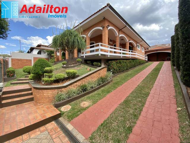 Casa para Venda em Piraju - 2