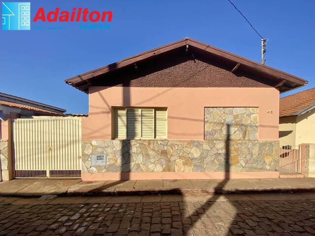 #1553 - Casa para Venda em Piraju - SP - 1