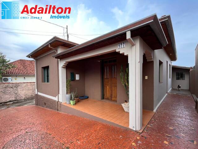 #1596 - Casa para Venda em Piraju - SP - 2