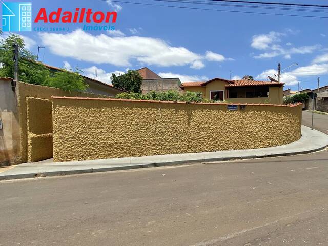 #1620 - Casa para Venda em Piraju - SP - 2