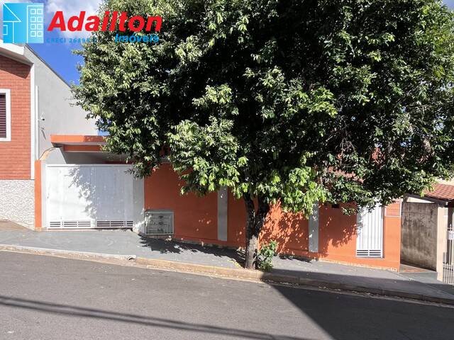 #1680 - Casa para Locação em Piraju - SP - 2