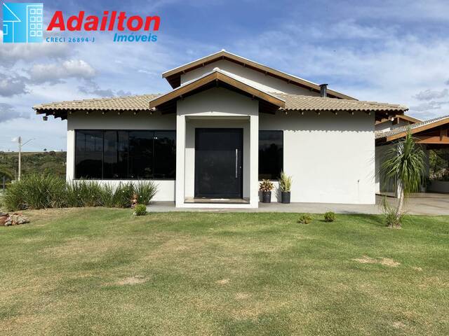 Casa para Venda em Piraju - 2