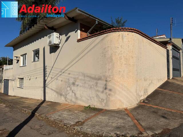 #1749 - Casa para Venda em Piraju - SP - 2