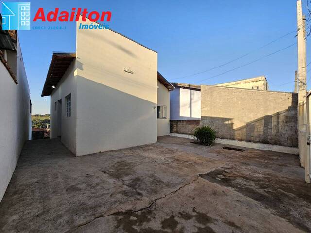 #1768 - Casa para Locação em Piraju - SP - 2