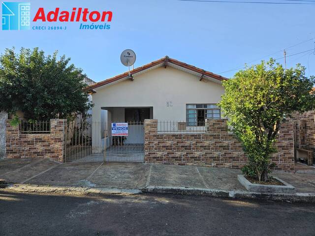 #1822 - Casa para Venda em Piraju - SP - 1