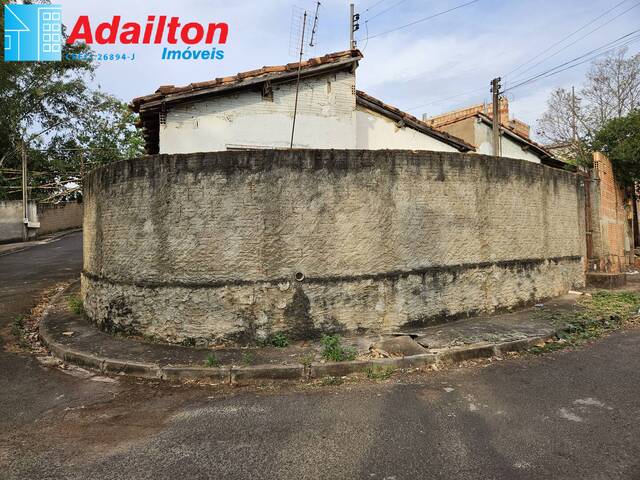 #1826 - Casa para Venda em Piraju - SP - 2