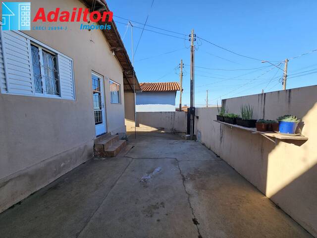 #1833 - Apartamento para Venda em Piraju - SP - 2