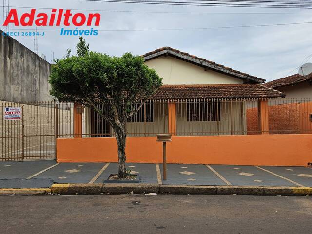 #1834 - Casa para Locação em Piraju - SP - 1