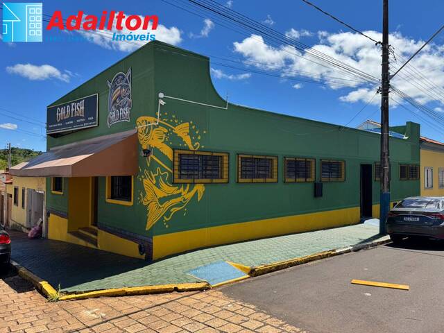 #1837 - Salão Comercial para Venda em Piraju - SP - 2