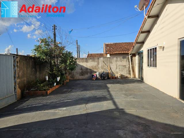 #1852 - Casa para Locação em Piraju - SP - 2