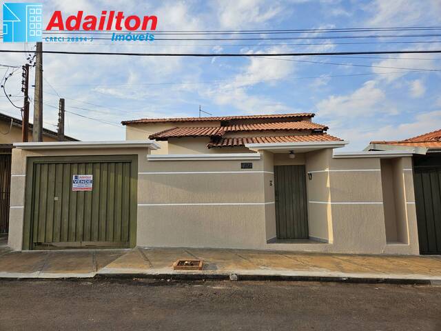 #1704 - Casa para Venda em Piraju - SP