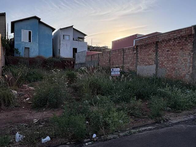 Terreno para Venda em Piraju - 2
